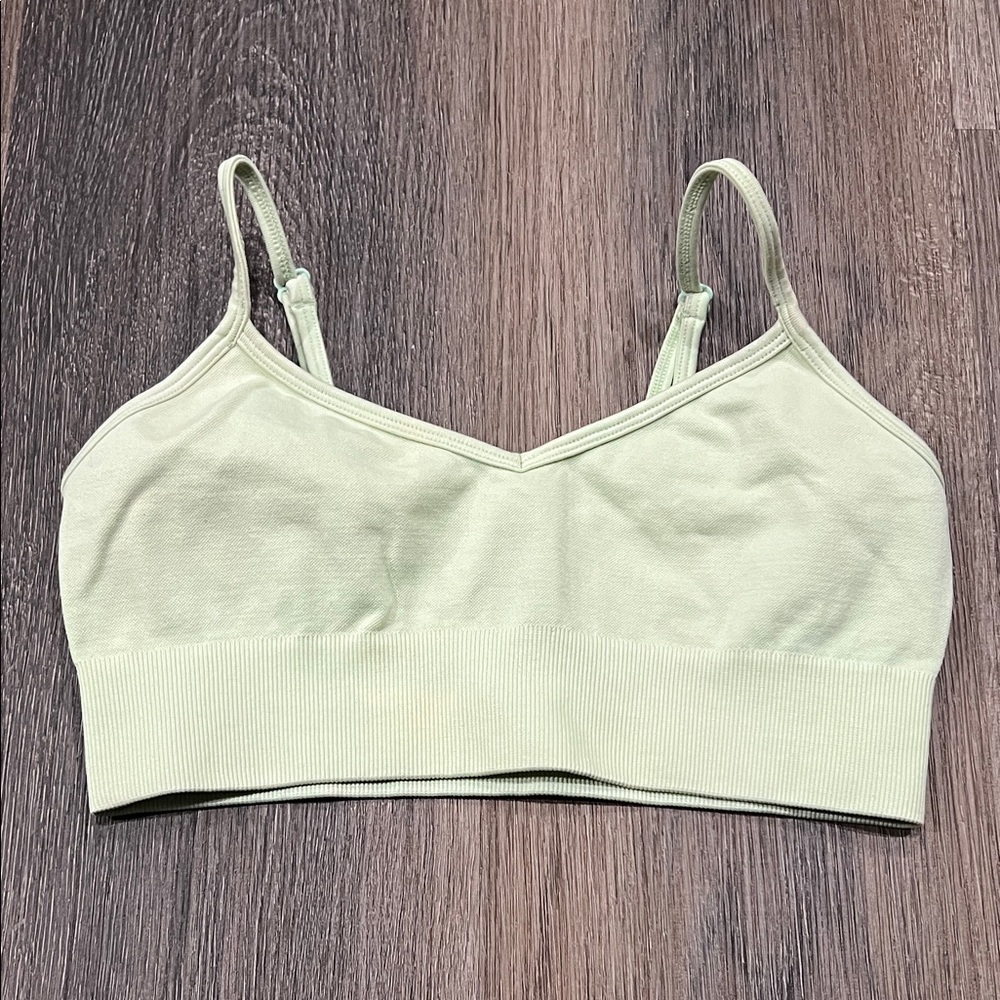 (40) Aritzia TNA Women's Bralette